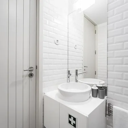 شقة Guestready - Classic And Elegant Near Cathedral